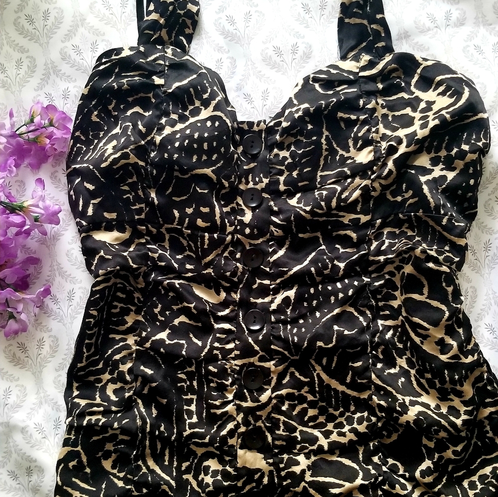 INC size 8 Halter Top